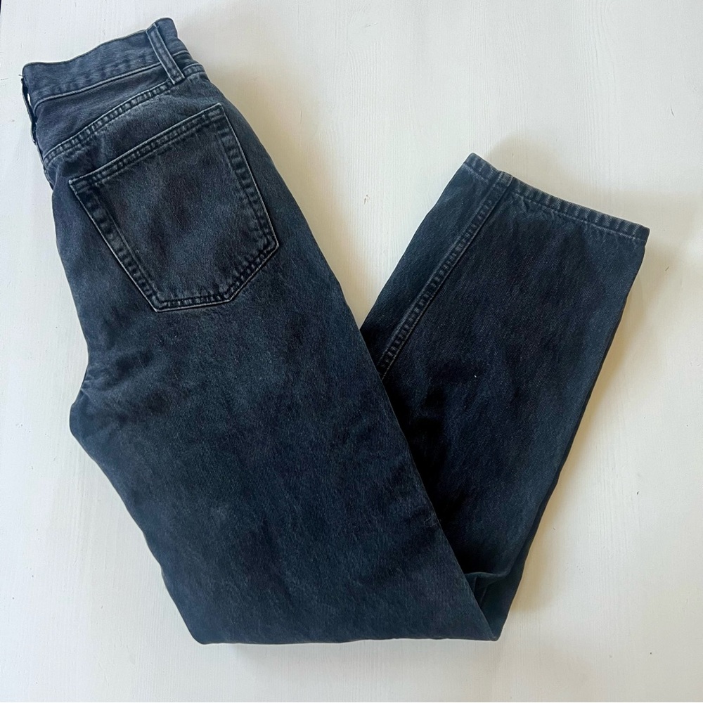 BDG High-Rise Baggy Distressed Jeans